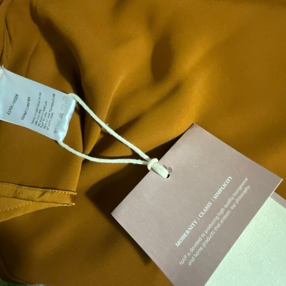 NAP Free Flowing Cropped Jacket Lounge Wear Pleated Sleeve Cuff in Warm Amber - Picture 13 of 14